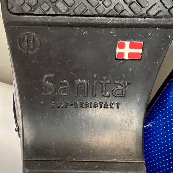 Sanita Professional Clogs Blue Patent Leather Size 10 - Picture 6 of 9